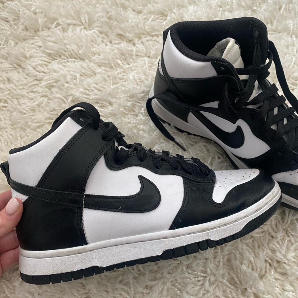 Nike High Top Dunks - Picture 6 of 9